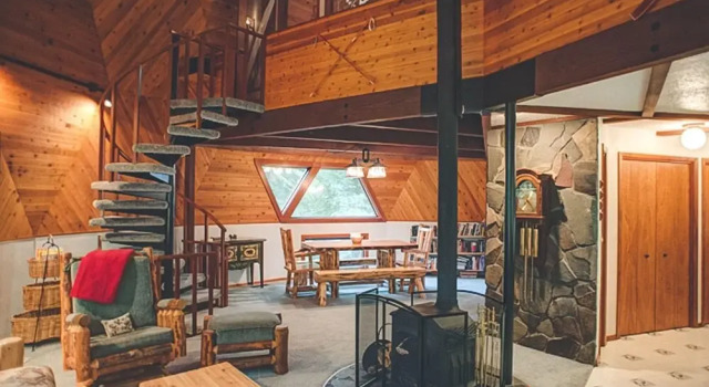 Cedar Creek Hideaway, Prenota Hotel Brightwood Oregon