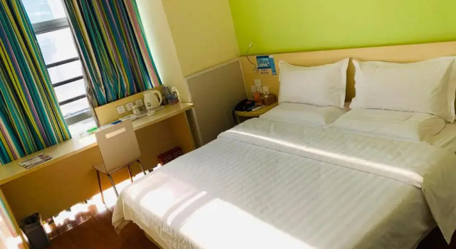 Номер Standard 7Days Inn Bazhong International Trade City