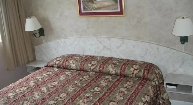 Апартаменты Belleair Village Motel