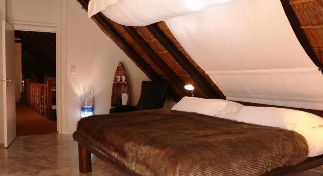 Номер Deluxe Thulani River Lodge