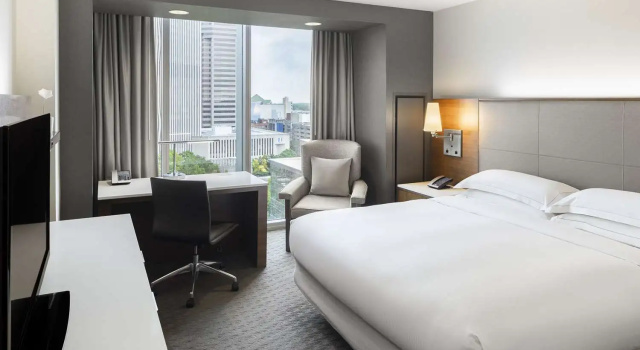 Номер Standard Hilton Columbus Downtown