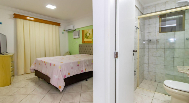 1025 Ampla cobertura duplex com 180mts na Praia de Bombinhas 50mts do mar