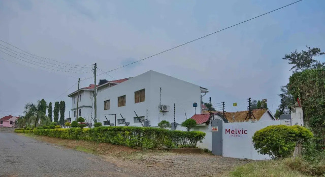 Melvic Inn Kisumu, Забронировать Отель Отели Кисуму с парковкой, рядом с Milimani Shopping Centre, Парковка