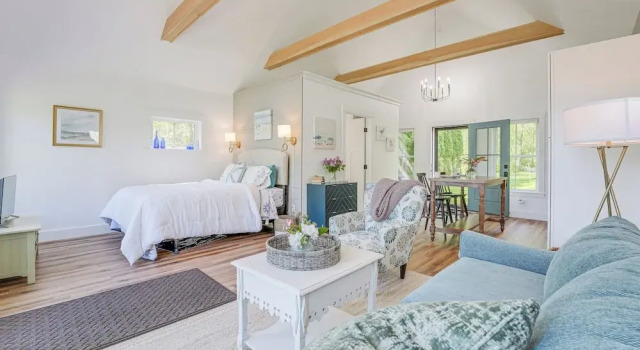 Oceanfront Studio w/ Private Dock in Harpswell!, Buchen Sie Ferienwohnung  