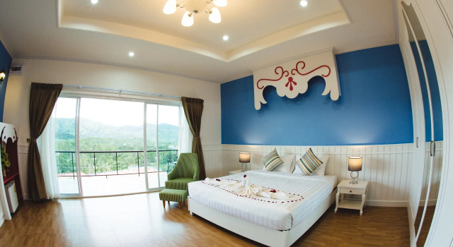 Люкс Deluxe The Location Resort