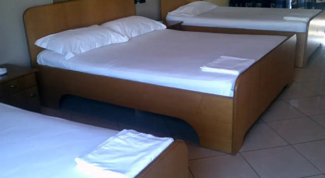 Auto Grill Krasniqi Hotel, Prenota Hotel Fier Riviera Albanese