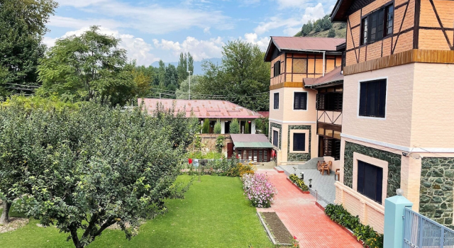 Lakshmi Guest House, Забронировать Гостевой дом Гостевые дома Jammu & Kashmir Ski, Гостевой дом
