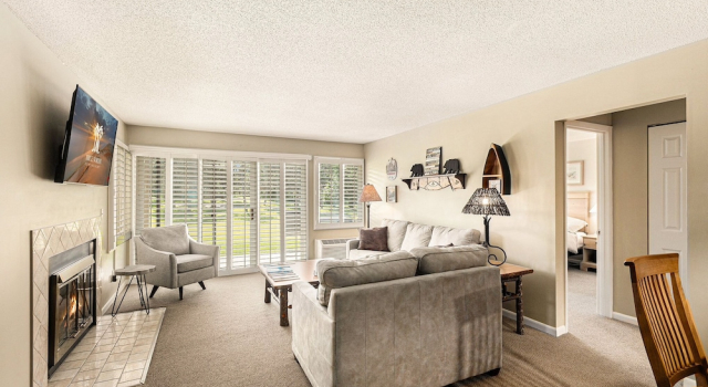 Апартаменты Luxury Charming 1BDR Condo w Golf Course View