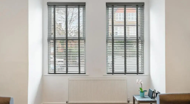 Апартаменты Two Bed Flat in Bush Hill Park