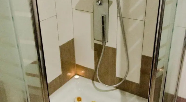 Трёхместный номер Standard с балконом Polykratis Rooms