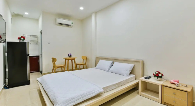 Goldstay 218