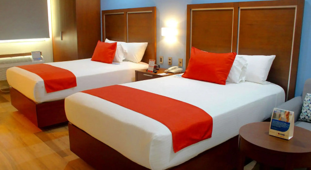 Четырёхместный номер Standard Comfort Inn Monterrey Norte