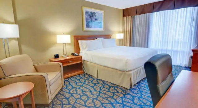 Двухместный номер Executive Holiday Inn Gainesville-University Center by IHG