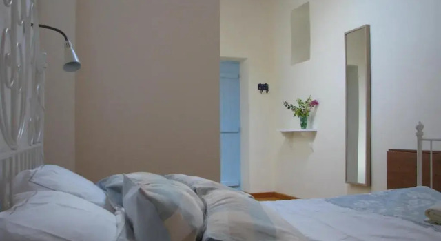 Dolphin Guest House and Studios