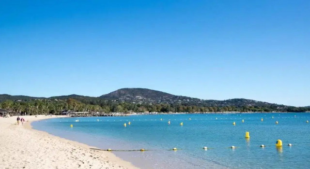 Charmant Studio 2/4 pers à Port Grimaud, Забронировать Отель Порт-Гримо 
