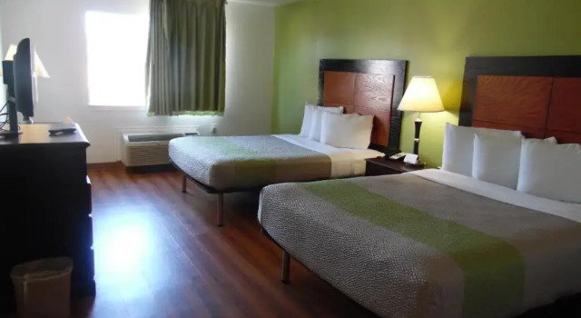 Четырёхместный номер Standard Motel 6-Ennis, TX