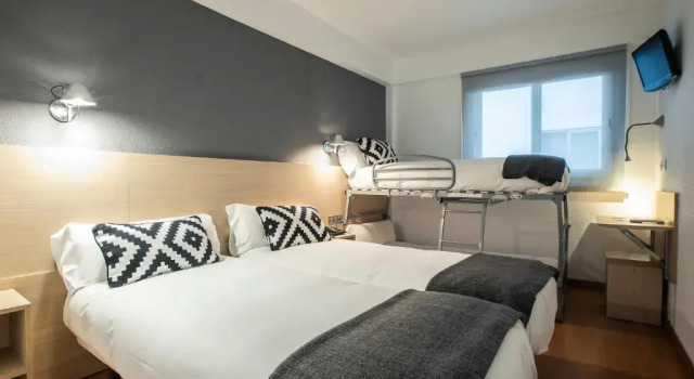 Camera tripla Standard Hotel Burlada