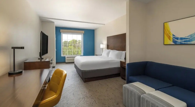Номер Executive Holiday Inn Express & Suites Aiken by IHG