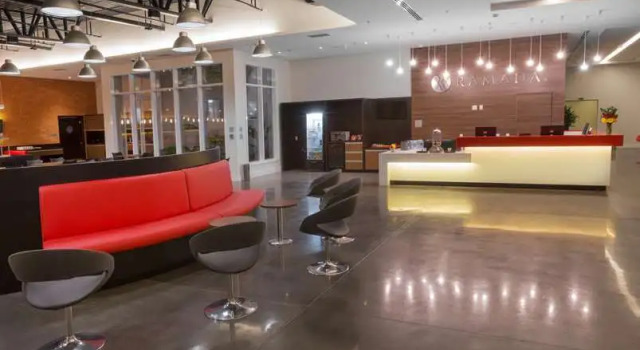 Ramada by Wyndham Campinas Viracopos, Забронировать Отель Отели Sao Paulo Countryside 4 звезды, 4*