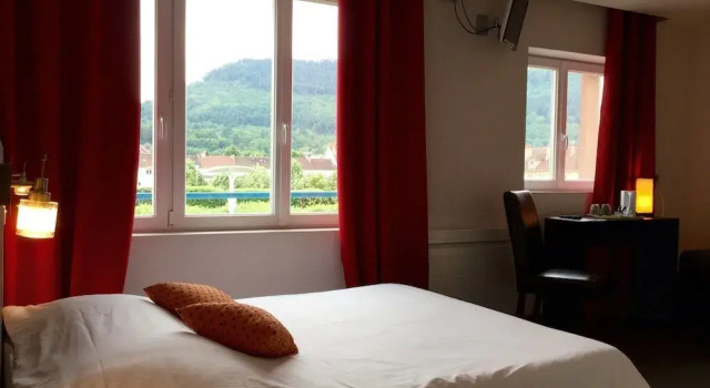 Hôtel Bar le Globe, Rezervovat Hotel Hotely v Lotrinsko se snídaní, Snídaně