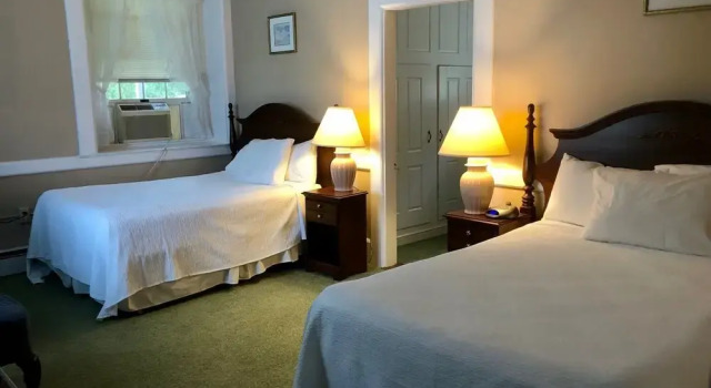 Апартаменты Sands Of Time Motor Inn & Harbor House