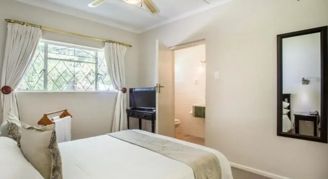 Двухместный номер Economy Hlangana Lodge