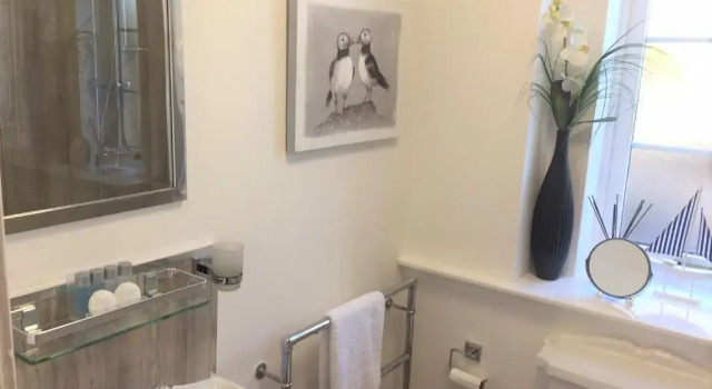 Коттедж c 1 комнатой Wellingtonia Court Apartment