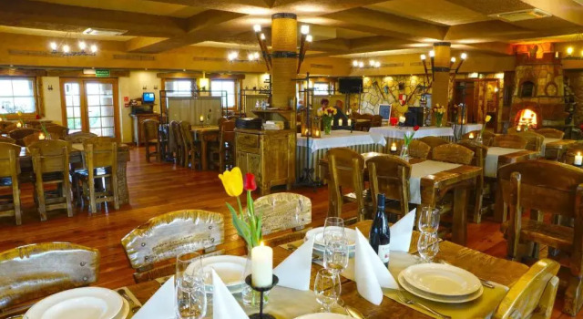 Restauracja i Hotel Rycerski, Prenota Hotel Hotel a Silesia con parcheggio, Parcheggio