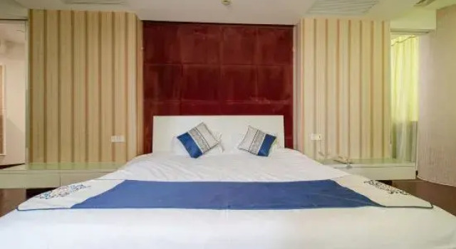 Люкс Deluxe Jiehui Hotel