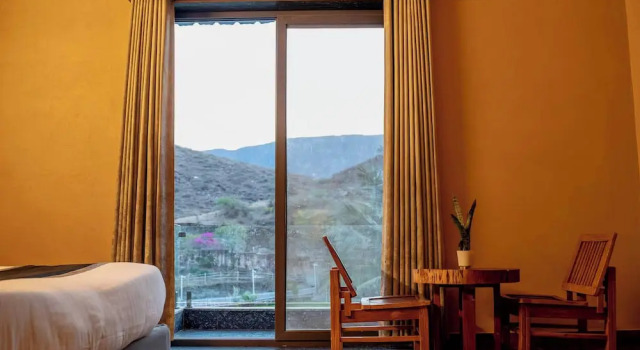 Номер Superior The Divine Hills Resort Suites with Private Pool Near IIM Udaipur