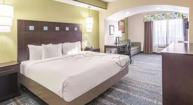 Двухместный номер с диваном-кроватью La Quinta by Wyndham Dallas Grand Prairie South