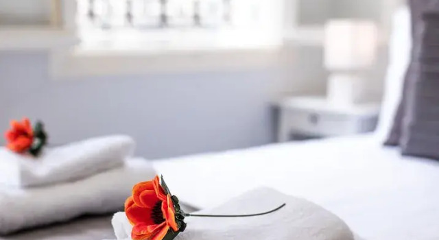 Семейные апартаменты с балконом YalaRent Boutique apartments in Jaffa's flea market - Families only