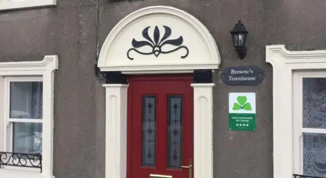 5 bedroom Town House, Prenota Hotel Dungarvan 