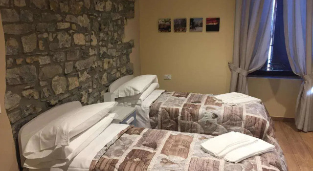 Residence La Canonica, Buchen Sie Hotel Costa Valle Imagna 