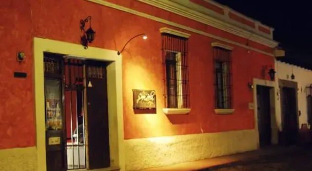 Кровать в общем номере Casa Bella Boutique Hotel