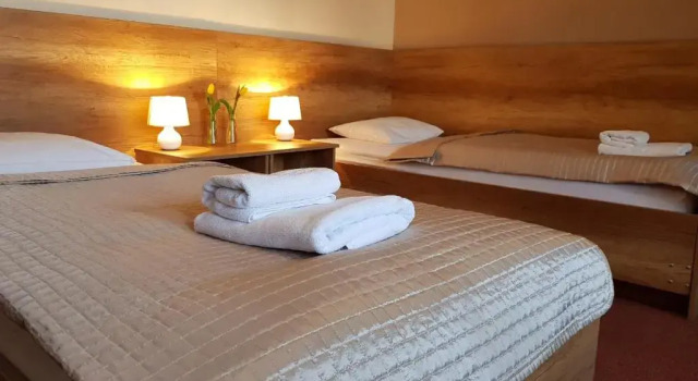 Hotel Vector, Varaa Hotelli Tarnowo Podgorne Suur-Puola