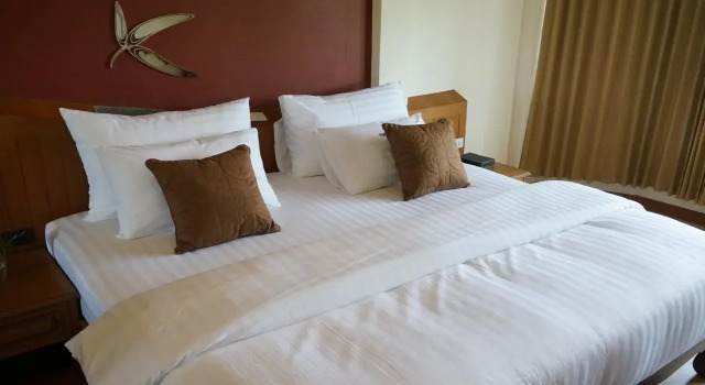 Country Lakeview Hotel, Rezervovat Hotel Suphan Buri Central Thailand