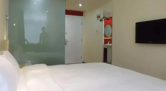 Comfortable Hotel Beijing Tiantongyuan Branch, Book Hotel Hoteller i Beijing Province med parkering, Parkering