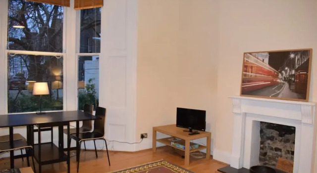 1 Bedroom Shepherds Bush Apartment, Varaa Huoneisto Asunnot kohteessa Merseyside, Huoneisto