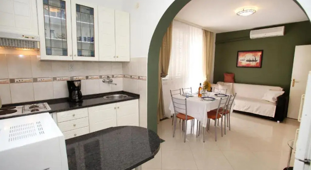 Apartment Ivan, Забронировать Апартаменты/квартира Отели Винишче с парковкой, рядом с Пляж Смоквина, Парковка