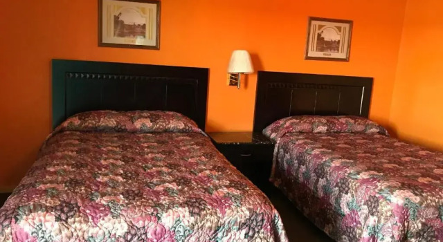 Pratt Budget Inn