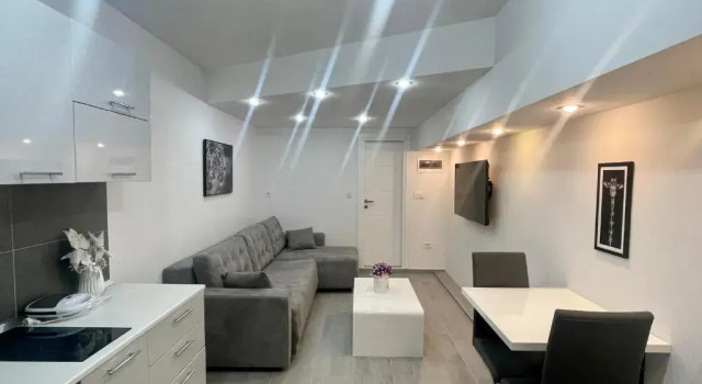 Апартаменты Apartment Diamond -modern and lovely seaside studio apartment