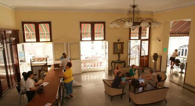 Полулюкс Hotel Cubanacan Casa Granda