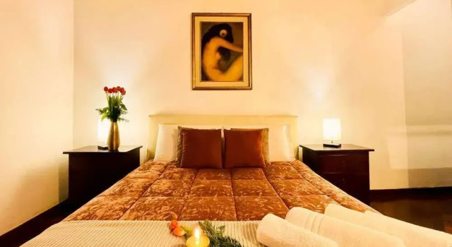 Trevi Fountain Stylish Guesthouse