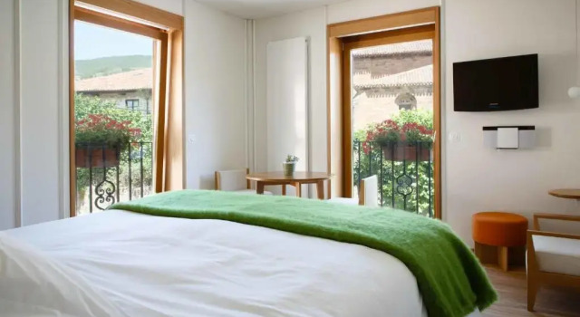 Полулюкс Hotel Echaurren Relais & Châteaux