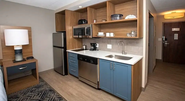 Четырёхместная студия Candlewood Suites - Cleveland South - Independence by IHG