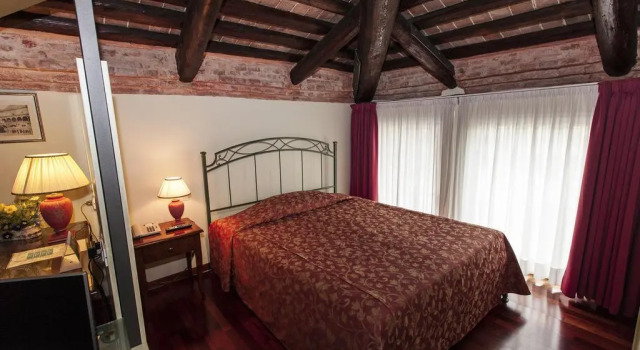 Residence Bertolini, Book Hotel Hotels in Padova with Parking, Parking