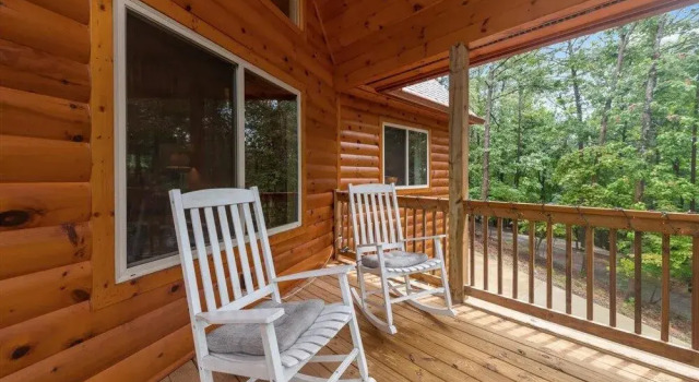 Buck S Bear Lodge-Beautiful Coosawattee Resort, Buchen Sie Resort Ellijay 