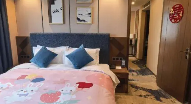 Люкс Peninsula International Hotel