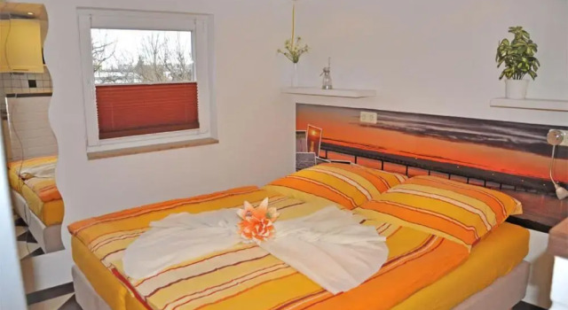 Ferienhaus Wolgast USE 2951, Book Hotel Wolgast Usedom